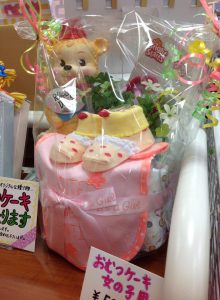おむつケーキ